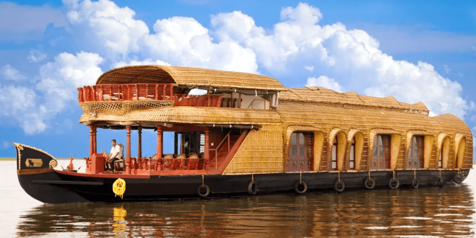 Kerala 5N/6D: Munnar, Thekkady & Alleppey Houseboat